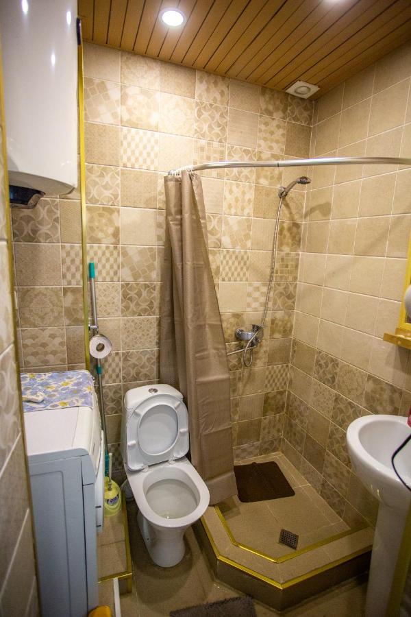 Downtown Apartment Near Sulfur Baths Tbilisi Eksteriør billede